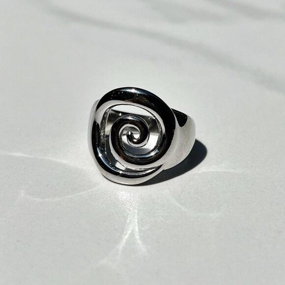 New! “Milos” Swirl Statement Silver Ring - Picture 1 of 3